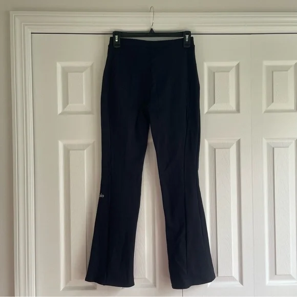 Alo yoga pants - Picture 4 of 5